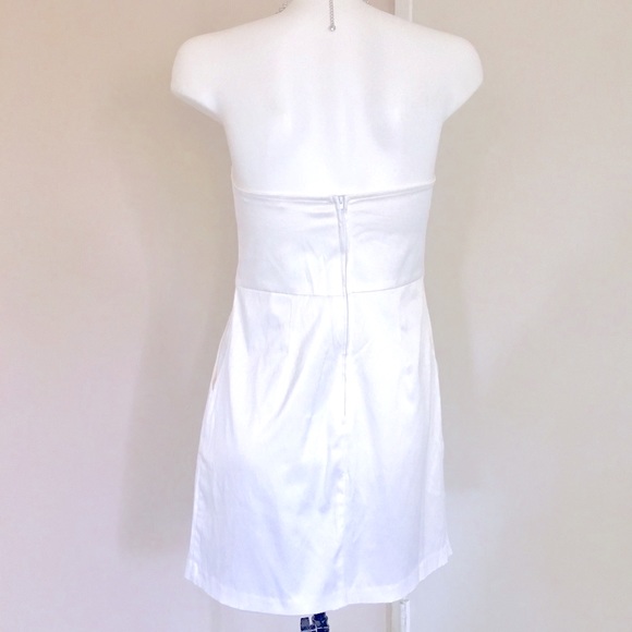 Off White Strapless Dress. Size M. - Picture 2 of 3